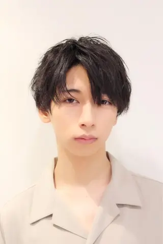 ミディアム カラー パーマ メンズ 【公式】amble luxe池袋東口🩷のヘアスタイル