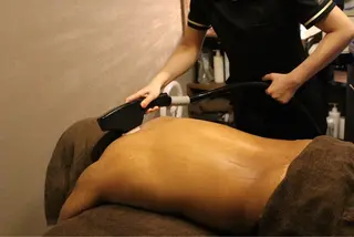 メンズ 脱毛エステサロン ラフィネのエステ・リラクイメージ