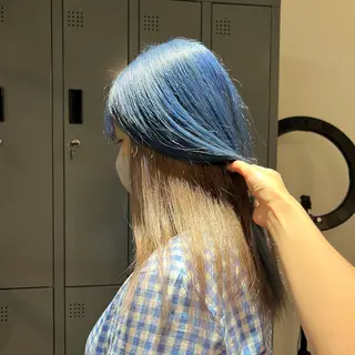 カラー ワタナベ モカ🦢ダブルカラーのヘアスタイル