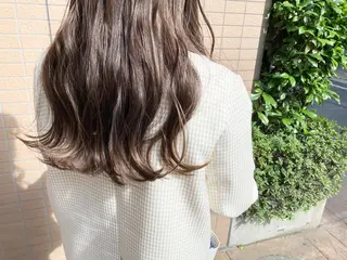 ロング カラー 透明感ハイトーン☆ 今津 佑太のヘアスタイル