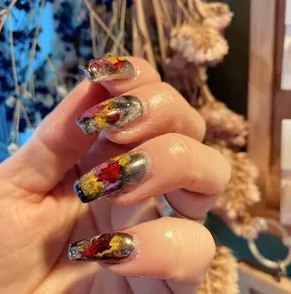 ミディアム nail  salon Kojima所属・古島 里彩のネイルデザイン