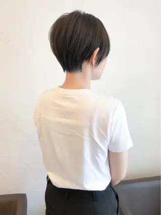 ショート WILLOW 京橋のヘアスタイル