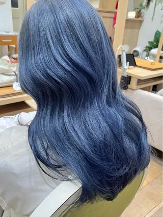 カラー 市吉 杏奈のヘアスタイル