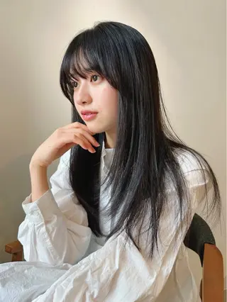 ロング カラー パーマ 🫧小顔×似合わせ× 透明感カラー🫧のヘアスタイル