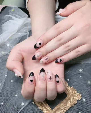 ネイル VIVIAN リサのネイルデザイン