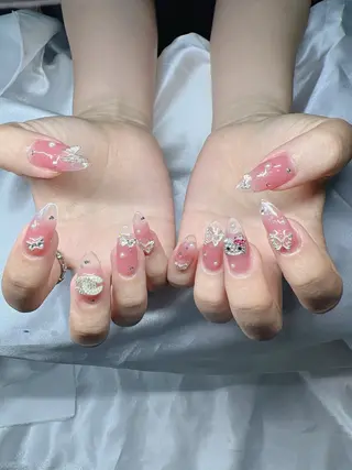ネイル Lee Nailsのネイルデザイン
