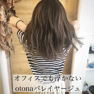 セミロング カラー テトネ タカシのヘアスタイル