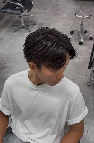 ミディアム カラー パーマ メンズ メンズパーマ特化 🔥韓国ヘア職人🔥のヘアスタイル