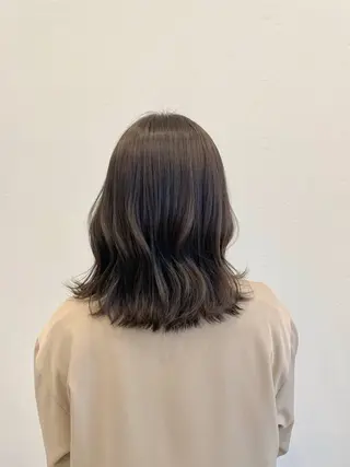 ミディアム カラー 縮毛矯正×髪質改善 カラー×クロスパーマのヘアスタイル