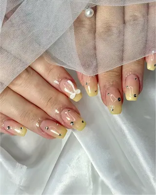 ネイル Maggie ✴︎Aliceのネイルデザイン