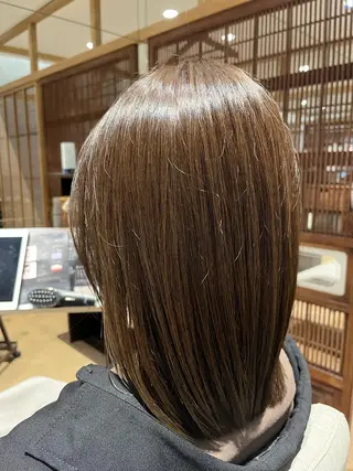 カラー 髪屋　こころ所属・PATINA 安成 実記のヘアスタイル