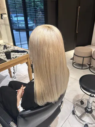 ロング カラー ハイレイヤー/ウルフ 吉田ジョウのヘアスタイル