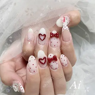 ネイル 🦋 Queenieのネイルデザイン