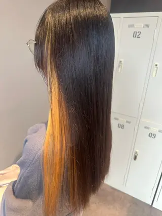 ロング Agu まゆかのヘアスタイル