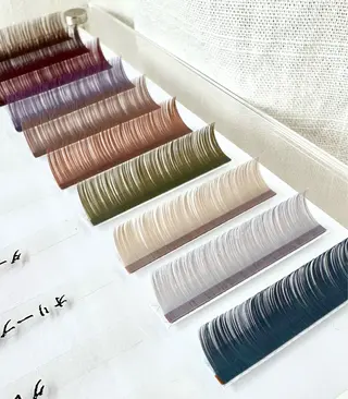 マツエク・マツパ aveuglant所属・aveuglant 加藤久佳のマツエク・マツパデザイン