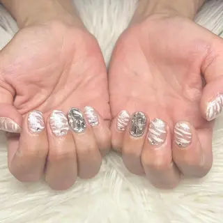 ショート ネイリスト Yuriaのネイルデザイン