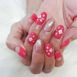 ネイル luxe NailDesignのネイルデザイン