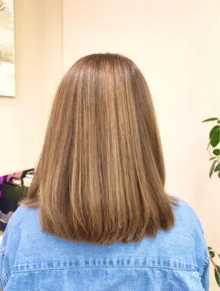 セミロング 種子 紗也のヘアスタイル