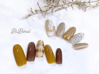 ネイル purple hair design所属・Sumi Tomoのネイルデザイン