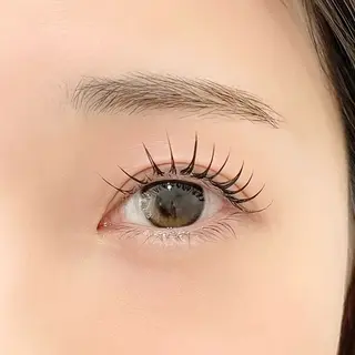 マツエク・マツパ eyenail Lilyのマツエク・マツパデザイン