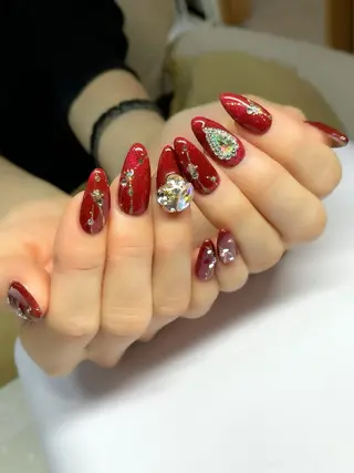 ネイル 木槿所属・吉冨 光恵のネイルデザイン