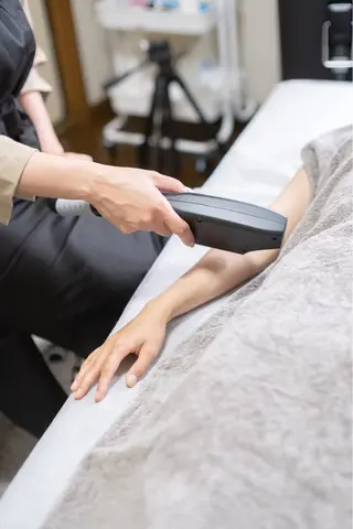 都度払い脱毛サロン　RE:JU17所属・エドワーズ 亜理沙のエステ・リラクイメージ