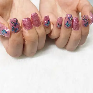 ネイル Laki nailのネイルデザイン