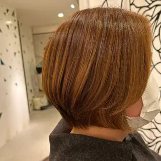 ショート 金気 真央のヘアスタイル