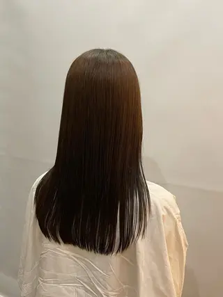 セミロング 高山🐬髪質改善 池袋で縮毛矯正のヘアスタイル