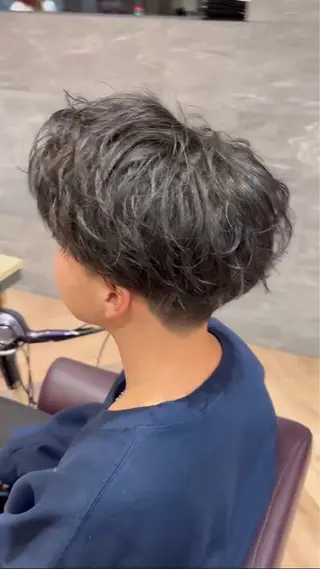 メンズ メンズ特化/フェザー /パーマ/伊勢元のヘアスタイル