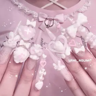 ネイル NOLIMIT.OSAKA所属・NOLIMIT LAMIのネイルデザイン