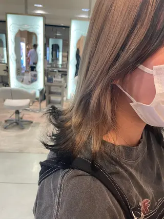 セミロング カラー 松佐 ゆかりのヘアスタイル