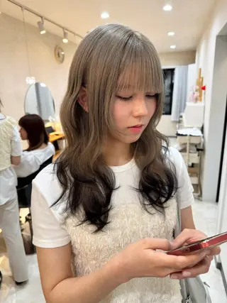 セミロング カラー コイデ リュウセイのヘアスタイル