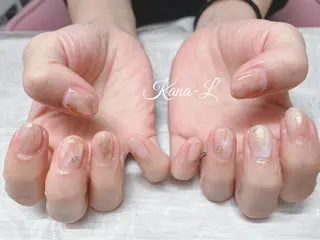 カラー ネイル 芦辺 香奈のネイルデザイン