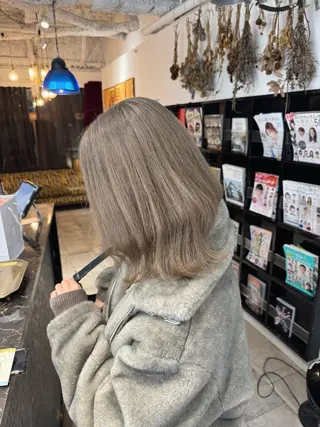 ミディアム カラー 🍒新家 さくら🍒のヘアスタイル