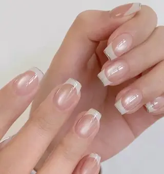 ネイル 高木 維麗絲のネイルデザイン