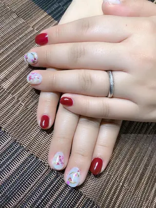 ネイル 伊藤 美里のネイルデザイン