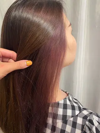 ロング 艶•透明感カラー フィーシーのヘアスタイル