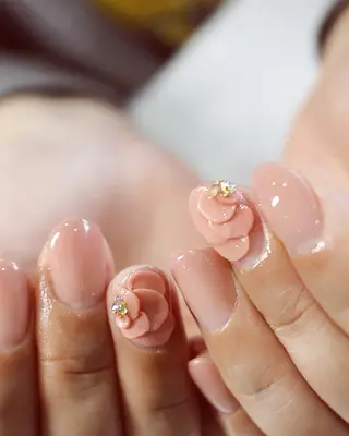 ネイル TOL NAILのネイルデザイン
