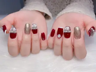 セミロング MiKi Nai池袋 長さだし得意のネイルデザイン