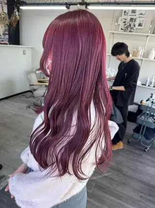 ロング カラー 坂井 水菜美のヘアスタイル