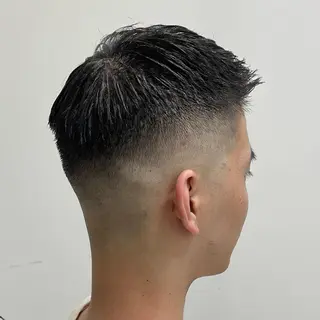 ショート カラー パーマ ヘアアレンジ メンズ キッズ ネイル マツエク・マツパ アイブロウ メンズ専門/パーマ/ フェード/みづきのヘアスタイル