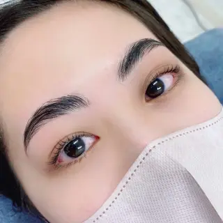 アイブロウ 🫧カミウンテン🫧 Bianca市川のマツエク・マツパデザイン