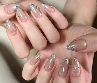 ネイル NiNa ビューティーサロン所属・Ni Naのネイルデザイン