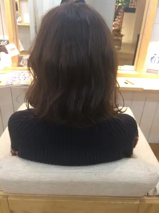 ショート DEE okazakiのヘアスタイル