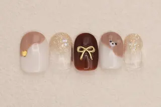 ネイル 鈴木 麻理絵のネイルデザイン