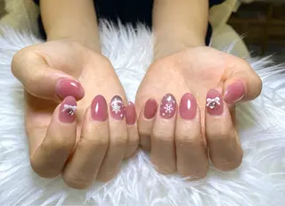 ネイル エリアネイルサロン所属・つ きのネイルデザイン