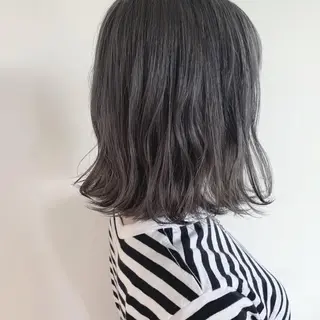 ミディアム etore 矢場町 南沙希のヘアスタイル