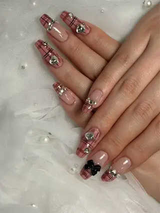 ネイル D‘OPALEサロン所属・トパサロン 上野kkのネイルデザイン