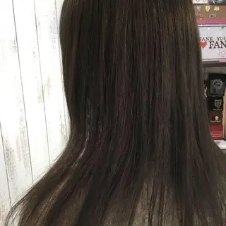 ロング カラー embrace エンブレイスのヘアスタイル